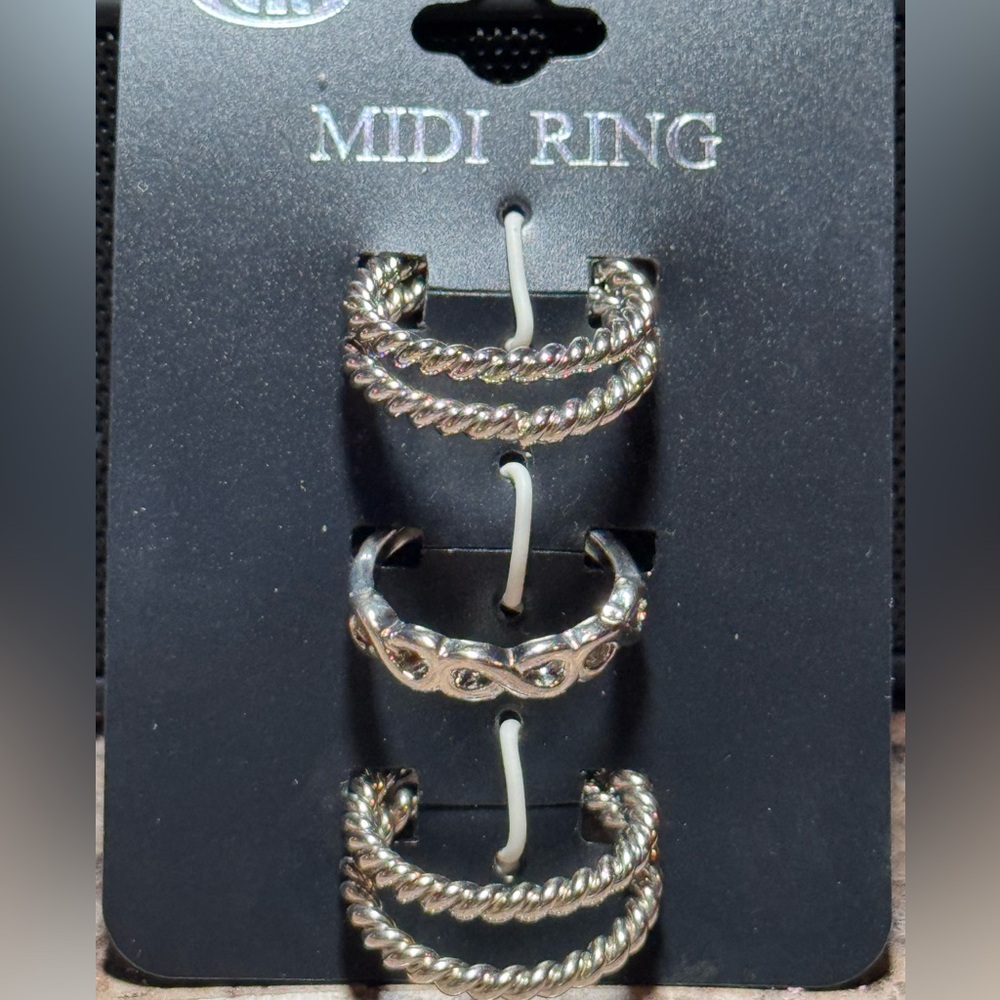 Chic Silver Midi Ring Trio set of 5